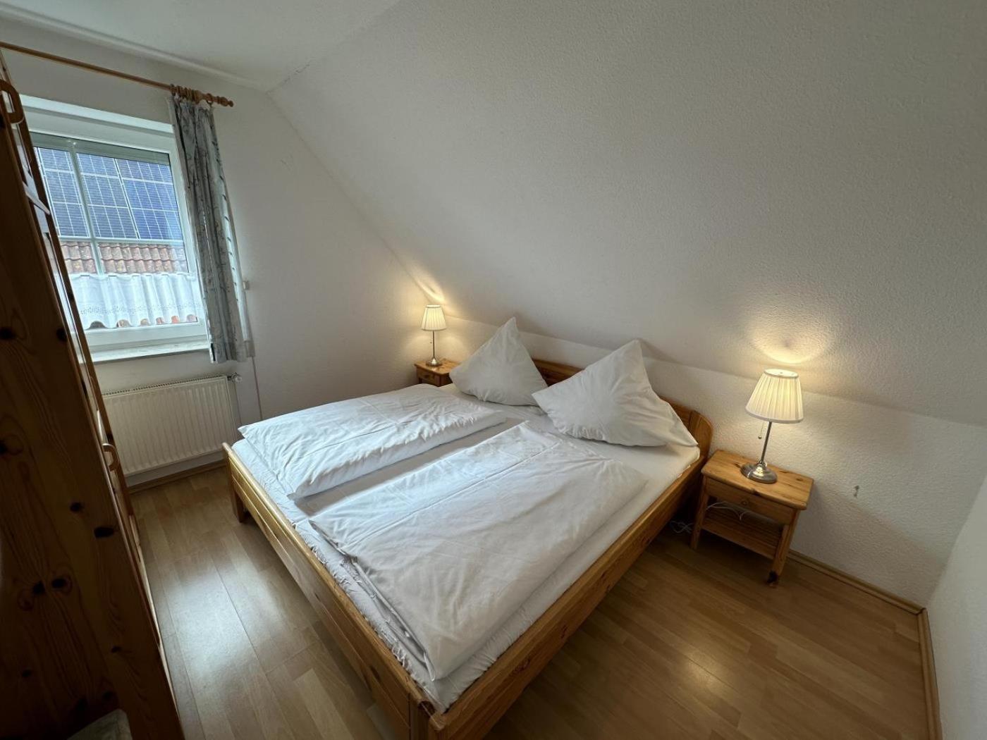 Apartment 17-5 *
